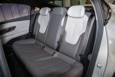 磁流变悬架+3nm芯片，定价1399万元，深蓝L06够卷吗？-3