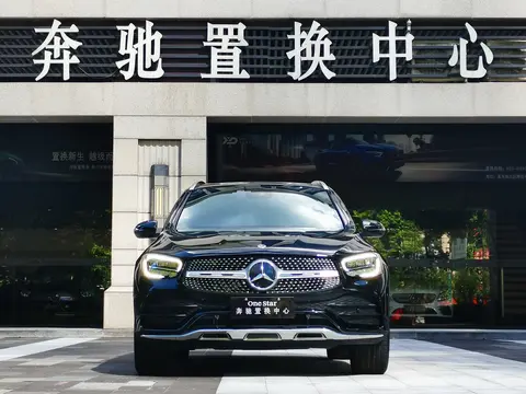 28万多拿下黑色奔驰GLC，家用代步有面儿！-3