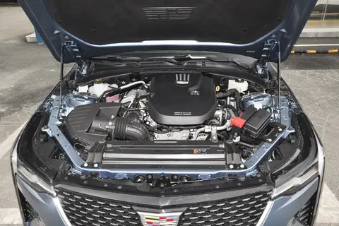 凯迪拉克CT4全方位新车选购指南：哪个版本性价比更高？-3