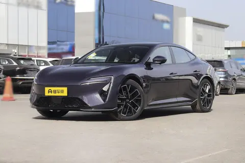 深度试驾阿维塔06：智美豪华运动轿跑，家用通勤好帮手-2