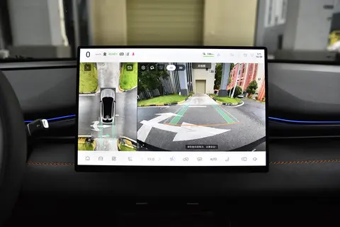 均衡实力派!深蓝S05 620Ultra纯电版:大空间+长续航,真香!-3