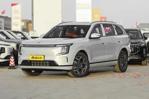 捷途山海L7 PLUS：旅行小房车，家用选它不亏-3