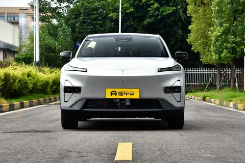 均衡实力派!深蓝S05 620Ultra纯电版:大空间+长续航,真香!-2