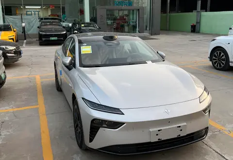 东风奕派eπ007+到店，增新配色+激光雷达，配544马力+FSD悬架-3