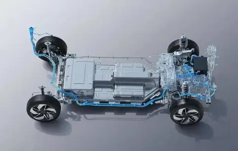 为何插混是 “天选之子”？网友：除了政策偏爱，体验优势才是重点-3