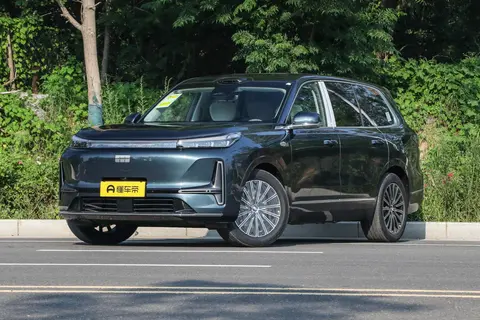 宿命对决！风云T11 VS 银河M9，20万级热门大六座SUV该如何选？-3