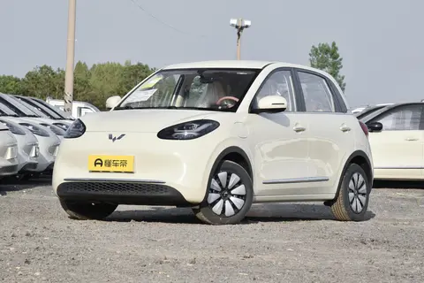 758 万五菱缤果灵犀款：智驾 + 快充，代步首选？-3