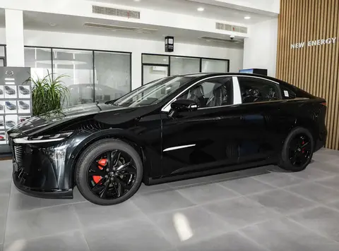 2026款马自达EZ-6正式上市，配置命名调整，售价降低-2