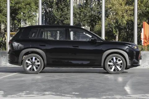 家用增程SUV怎么选?看AION i60如何解决“三大痛点”就明白了-3