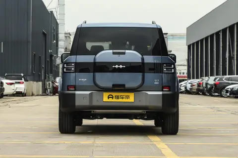 方程豹钛7:一车搞定多场景,大空间+“黑科技”,买得钛对了-3