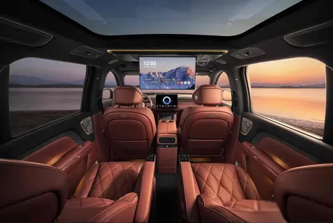 岚图泰山来了，华为系统上车，中产家庭要换车了-3