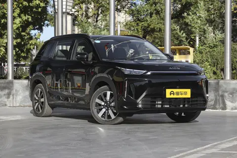 震惊了！广汽埃安i60增程版发布会：20万级配置，只要12万多。-3