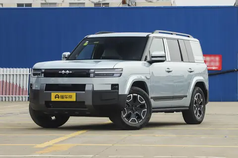 方程豹钛7深度体验：外酷内舒，大五座SUV的新选择！-2