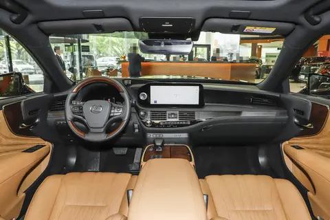 雷克萨斯LS配置解析，哪个版本值得选-3