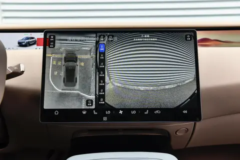 阿维塔07 2026款：科技豪华SUV，科技配置拉满，性价比出众-1