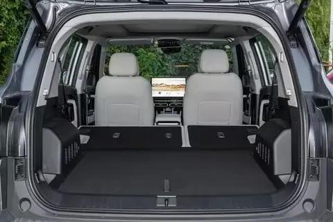 四驱版来了!这台15万级SUV可城可野,适合全家出游-3