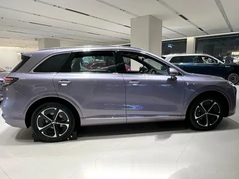 上市1个半月才交付1万辆,实惠的尚界H5为何没火起来?-2