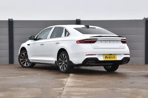 颜值在线，智能与驾控并存，试驾吉利中国星瑞全新东方曜系列-3