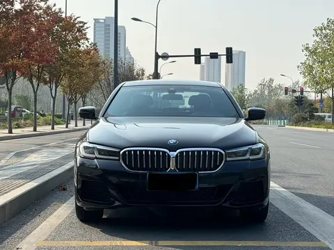 23年一手宝马530Li,准新车况,2598万体验豪华驾驭!-3