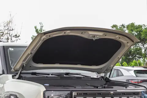 捷途发力!推出15万级硬派越野,方盒子造型+三电机四驱,够卷?-2