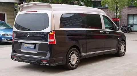 20多万拿下二手奔驰威霆,宜商宜家,性价比之选?-3