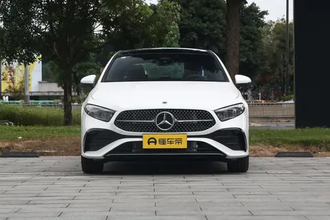 奔驰 A 级配置拆解:A180L 与 A200L 怎么选?144 万差价值不值-3