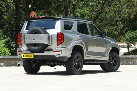 新款坦克400上市，硬派SUV市场的多元选择-3