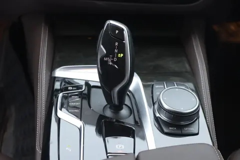 28万多拿下准新宝马5系，体验豪华座驾的舒适与精致-2