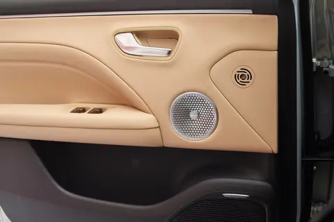 全新埃安i60实车体验，对比AION V霸王龙版-3