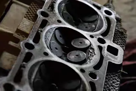 如何判断汽车有没有积碳？记住这3点，及时改正不良用车习惯！-3