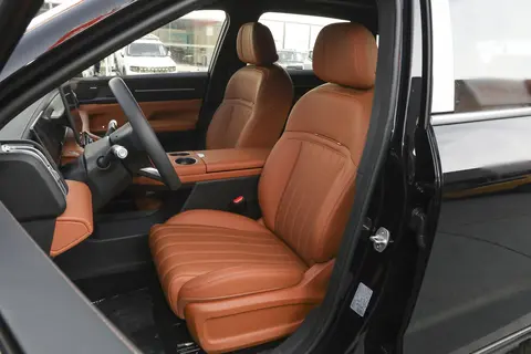 15万级奶爸车，轴距2米82，5_7座任选，1700km续航，家用是真香-1