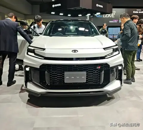 丰田RAV4降价至16万?混动四驱硬刚国产车-3